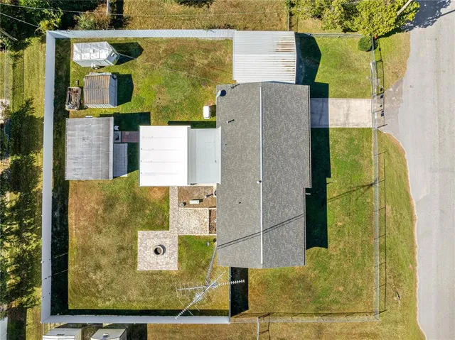aerial view of a bathroom