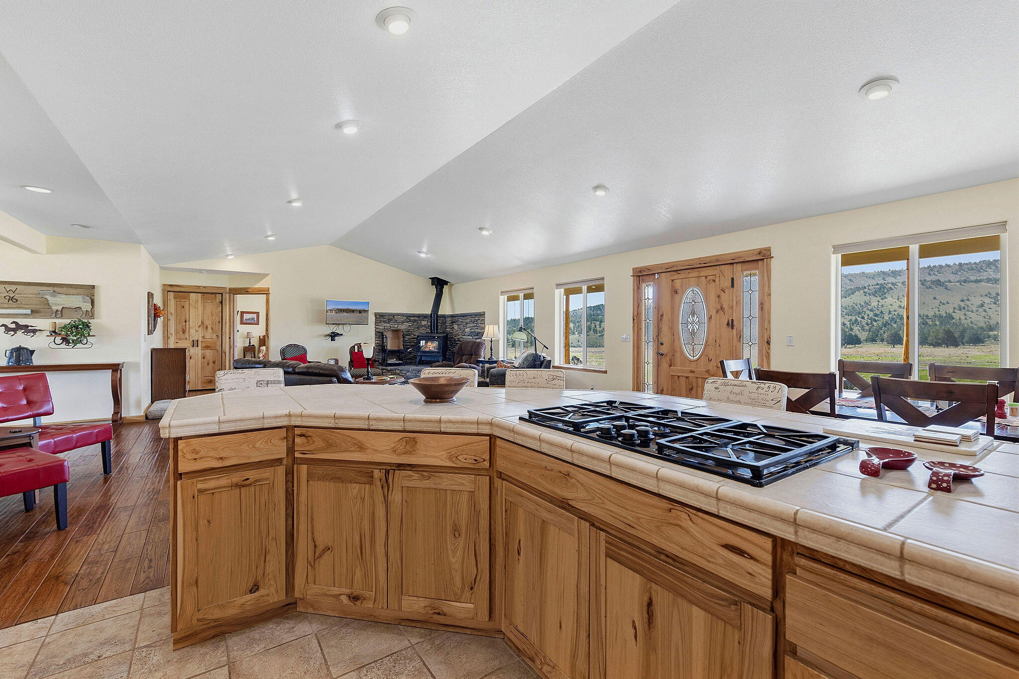 41225 Van Lake Road Prineville, OR 97754 - Photo 13 of 181 8T3A7379