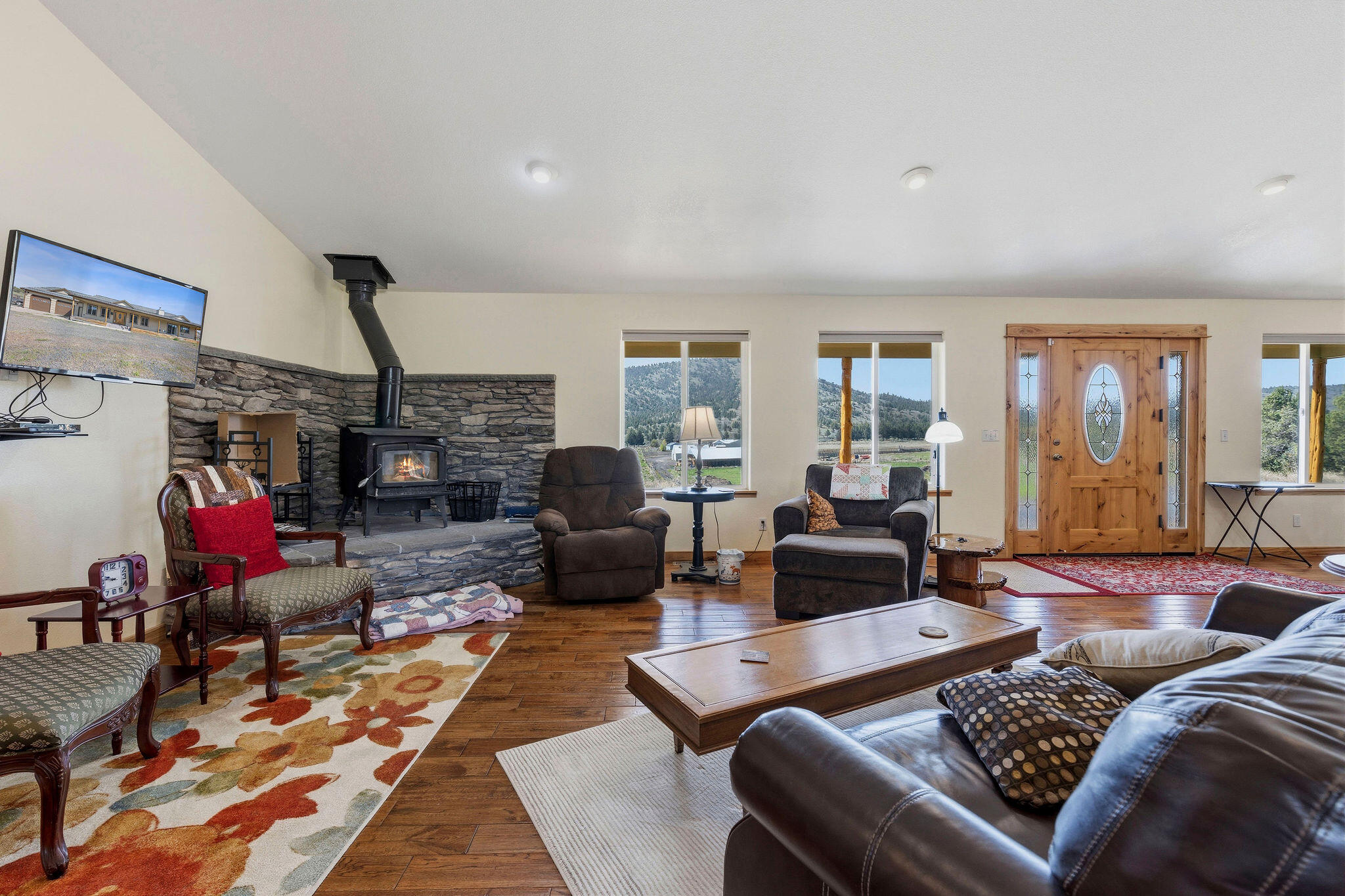 41225 Van Lake Road Prineville, OR 97754 - Photo 14 of 181 8T3A7328