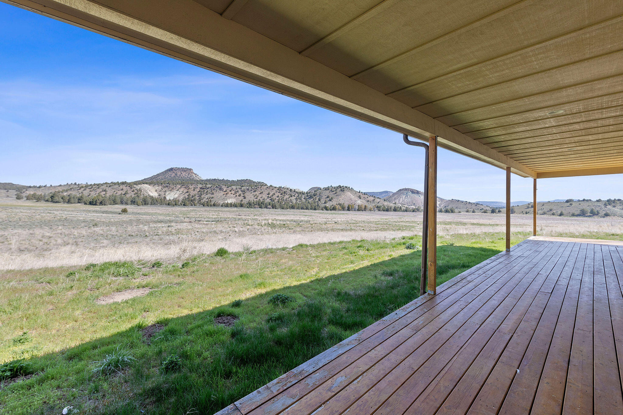 41225 Van Lake Road Prineville, OR 97754 - Photo 6 of 181 8T3A7425