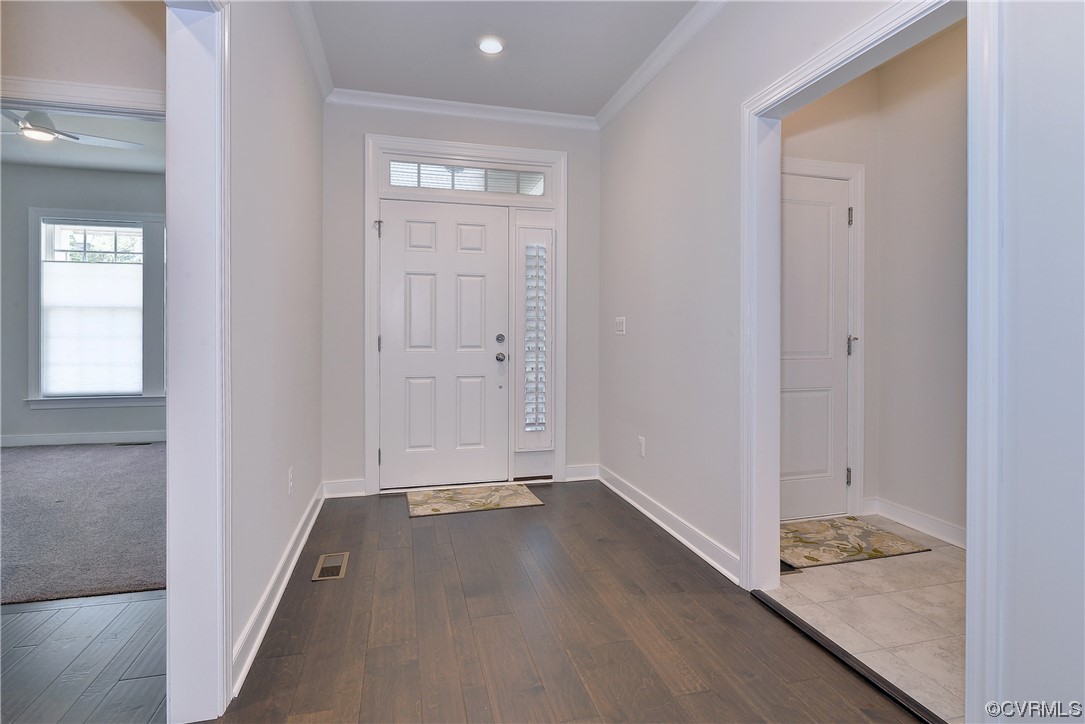 3975 Isaac Circle Williamsburg, VA 23188 - Photo 3 of 36