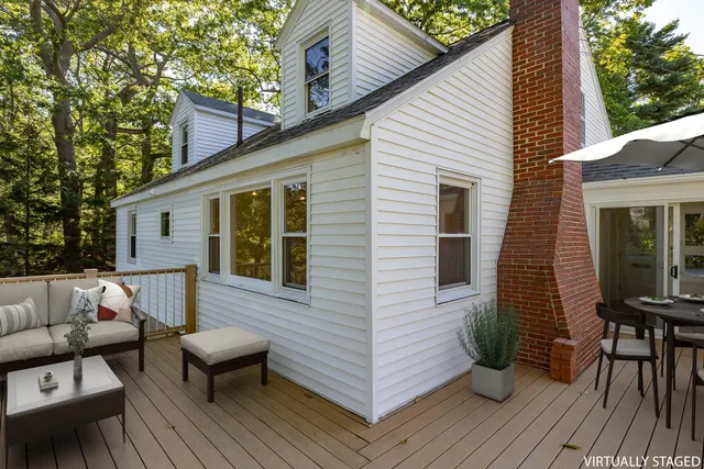 $995,000 | 20 Mendum Avenue, Kittery, ME 03904