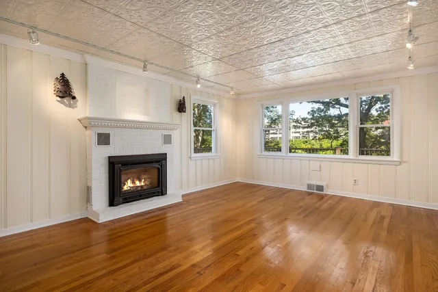 $995,000 | 20 Mendum Avenue, Kittery, ME 03904