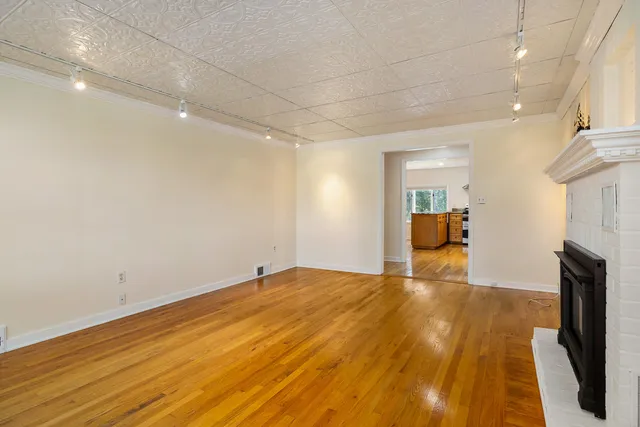 $995,000 | 20 Mendum Avenue, Kittery, ME 03904