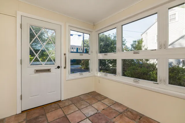 $995,000 | 20 Mendum Avenue, Kittery, ME 03904