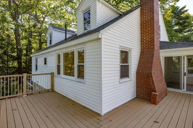 $995,000 | 20 Mendum Avenue, Kittery, ME 03904