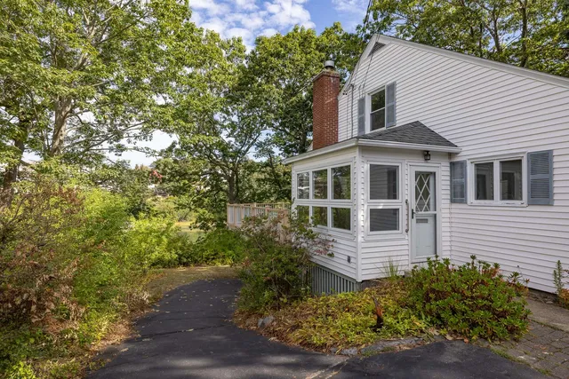 $995,000 | 20 Mendum Avenue, Kittery, ME 03904