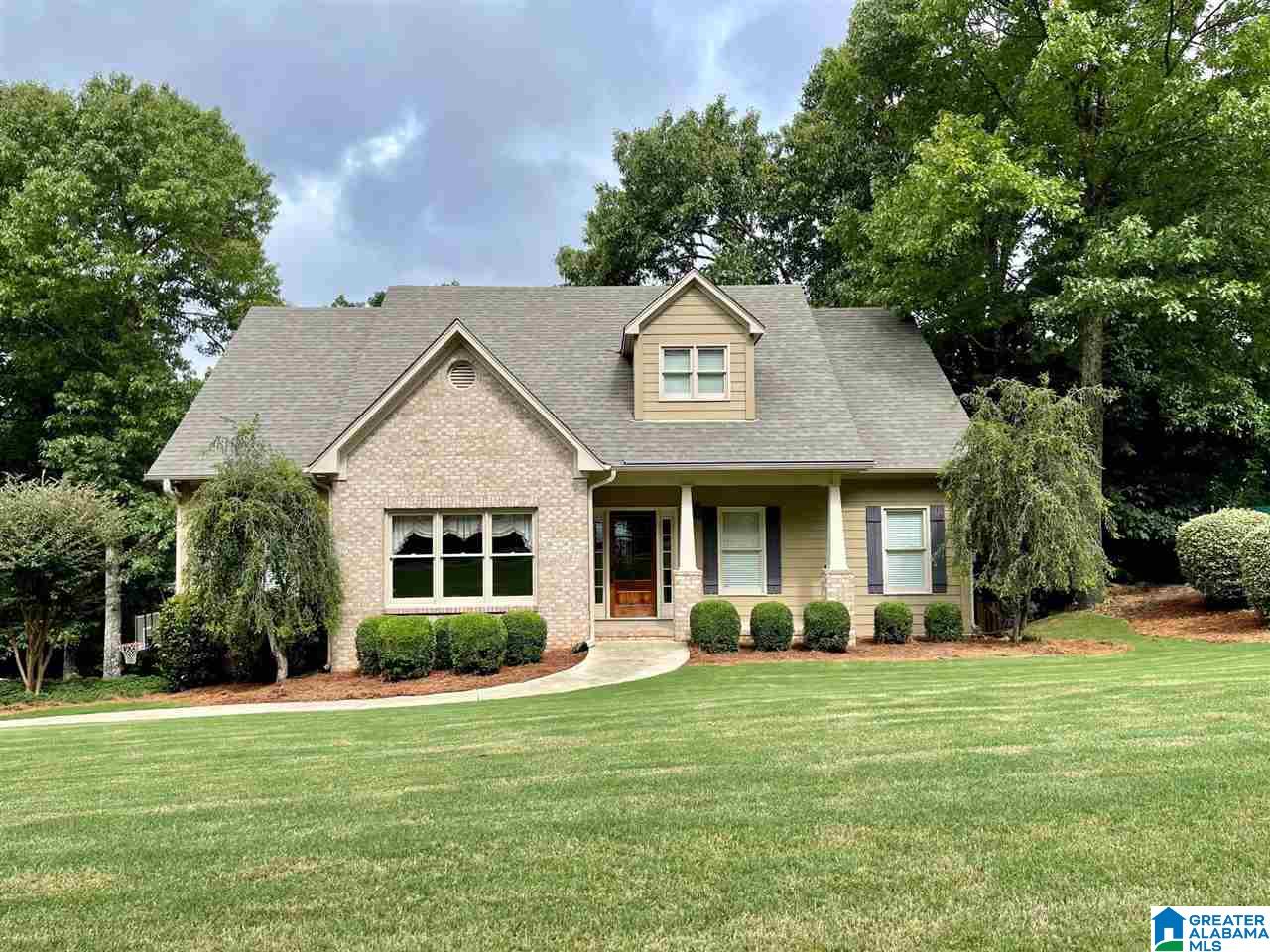 1046 Crest Road Leeds, AL 35094 - Photo 1 of 36