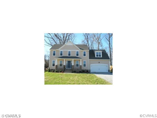 10 Earl Road Goochland, VA 23063 - Photo 2 of 17 a picture of a small house in a big yard