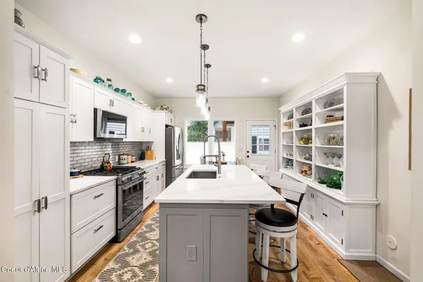 $1,100,000 | 515 Lavina Avenue, Sandpoint, ID 83864