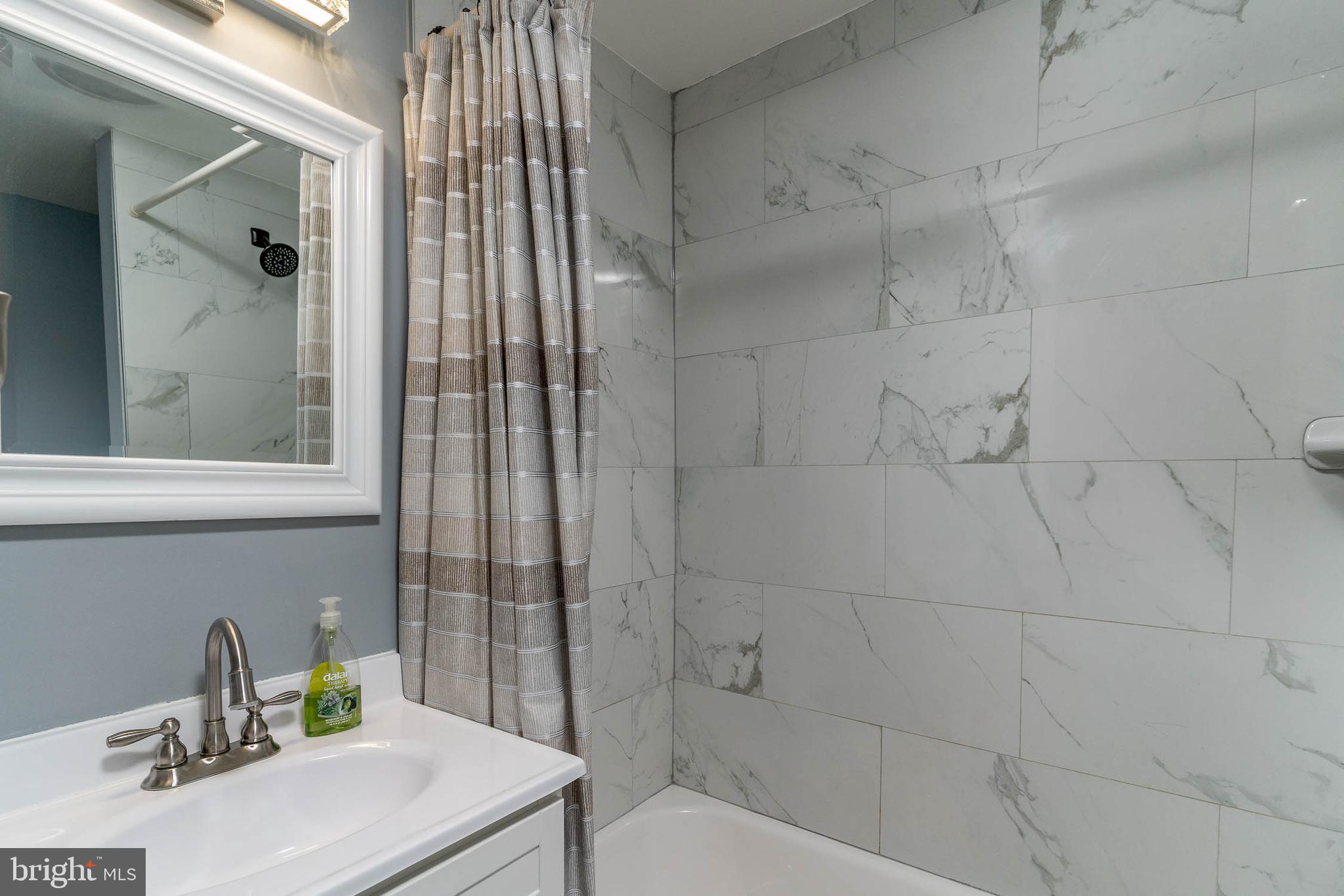 1155 Ward Street Baltimore, MD 21230 - Photo 16 of 20 Bathroom