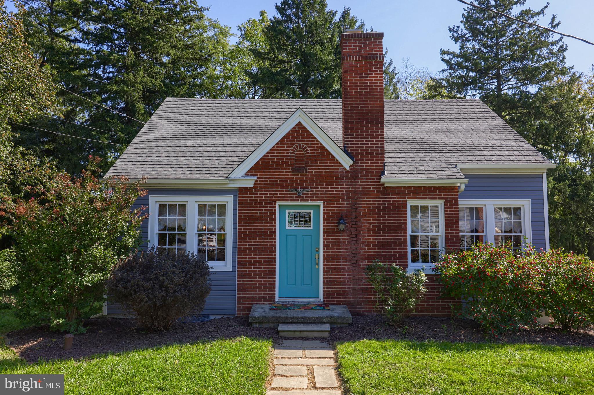 500 Rosedale Avenue Lancaster, PA 17603 - Photo 1 of 33 Beautiful Craftsman Cape Cod