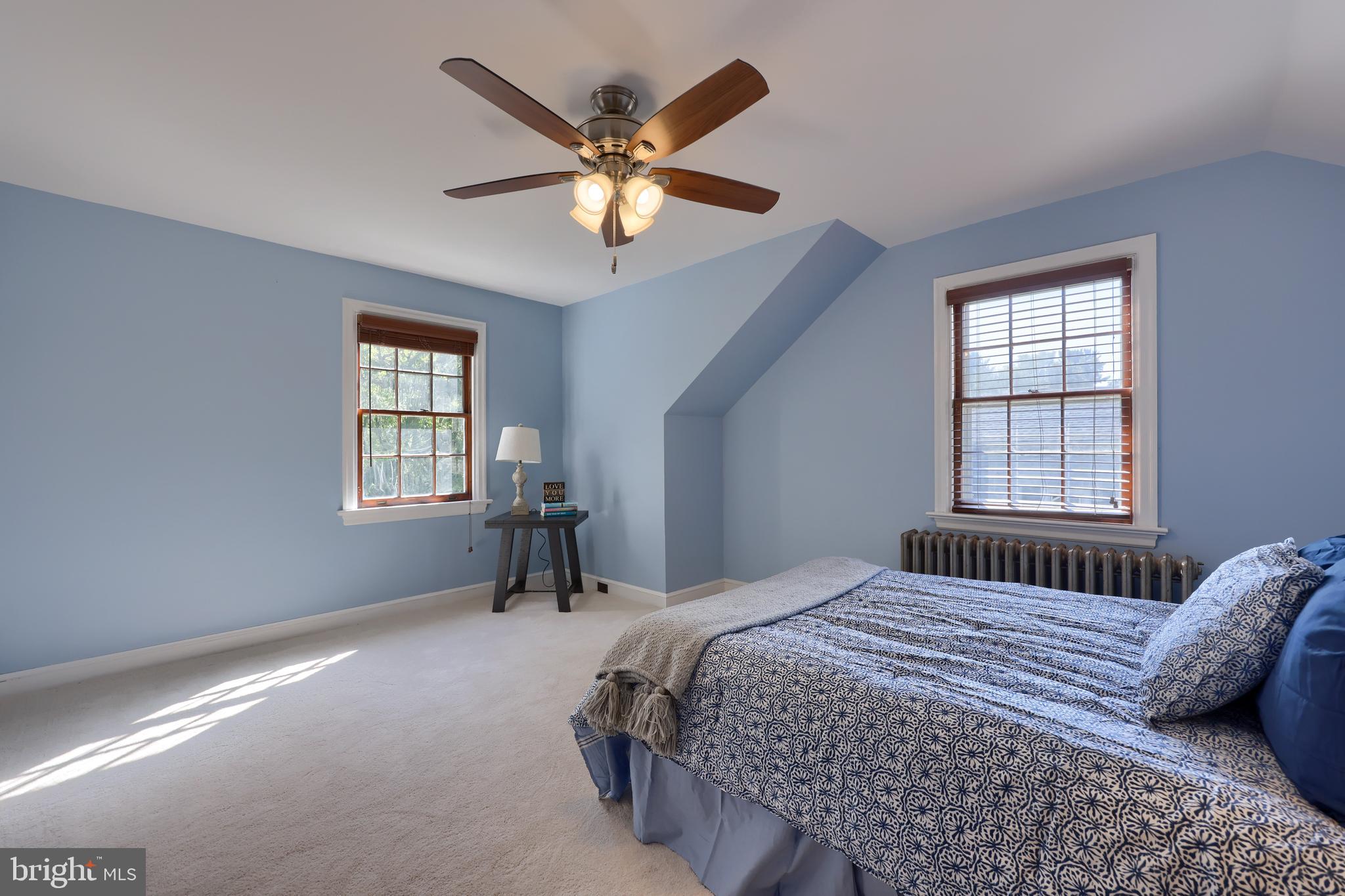 500 Rosedale Avenue Lancaster, PA 17603 - Photo 17 of 33 Upper level bedroom