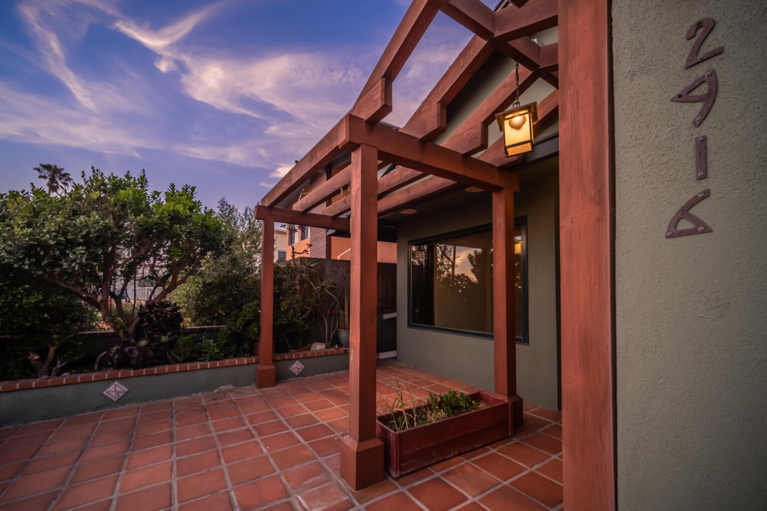 2916 Lakeshore Court Oxnard, CA 93035 - Photo 3 of 32 3