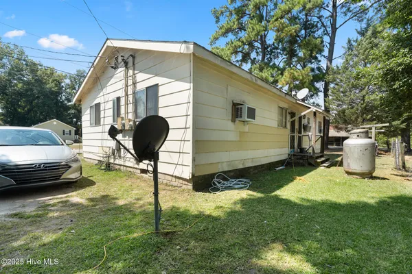 $649,000 | 201 Lee's Mill Road, Laurinburg, NC 28352
