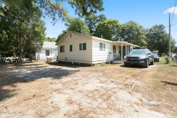 $649,000 | 201 Lee's Mill Road, Laurinburg, NC 28352