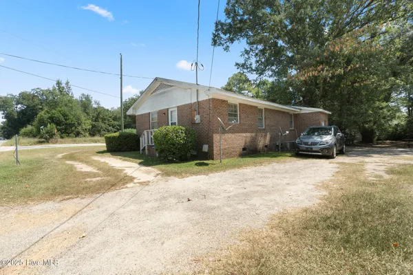 $649,000 | 201 Lee's Mill Road, Laurinburg, NC 28352