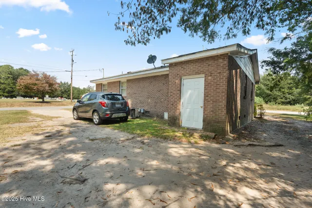 $650,000 | 201 Lee's Mill Road, Laurinburg, NC 28352