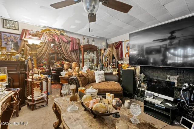 $650,000 | 201 Lee's Mill Road, Laurinburg, NC 28352