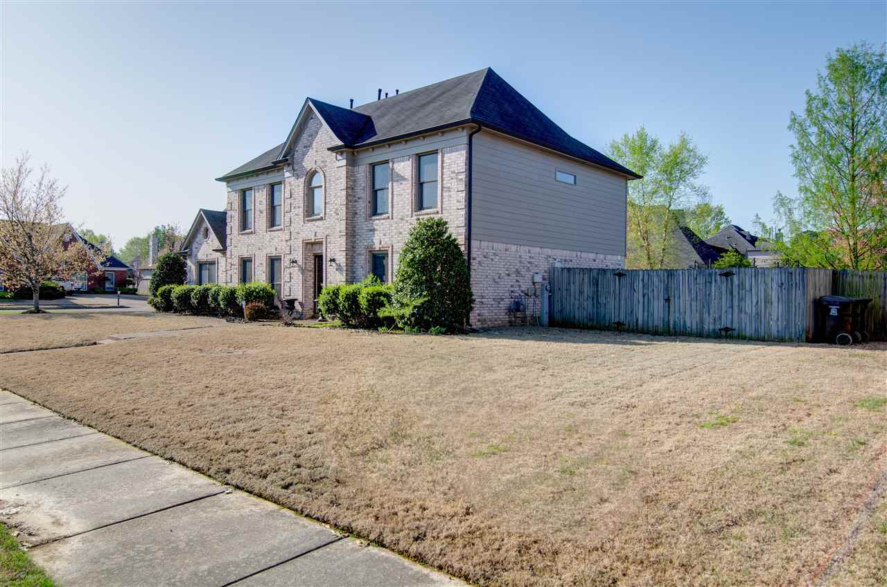 1311 Hunters Mill Trail Collierville, TN 38017 - Photo 1 of 25 Gallery Image 1