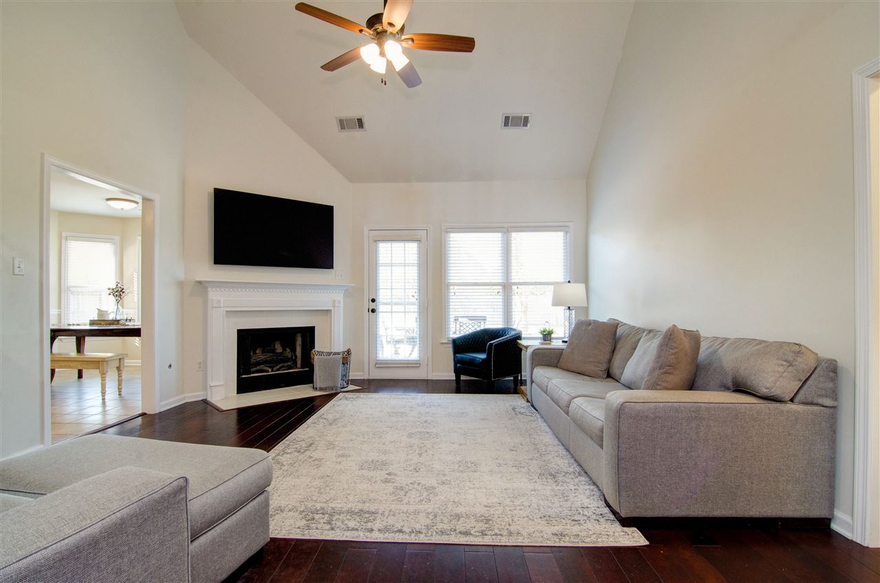 1311 Hunters Mill Trail Collierville, TN 38017 - Photo 5 of 25 Gallery Image 5