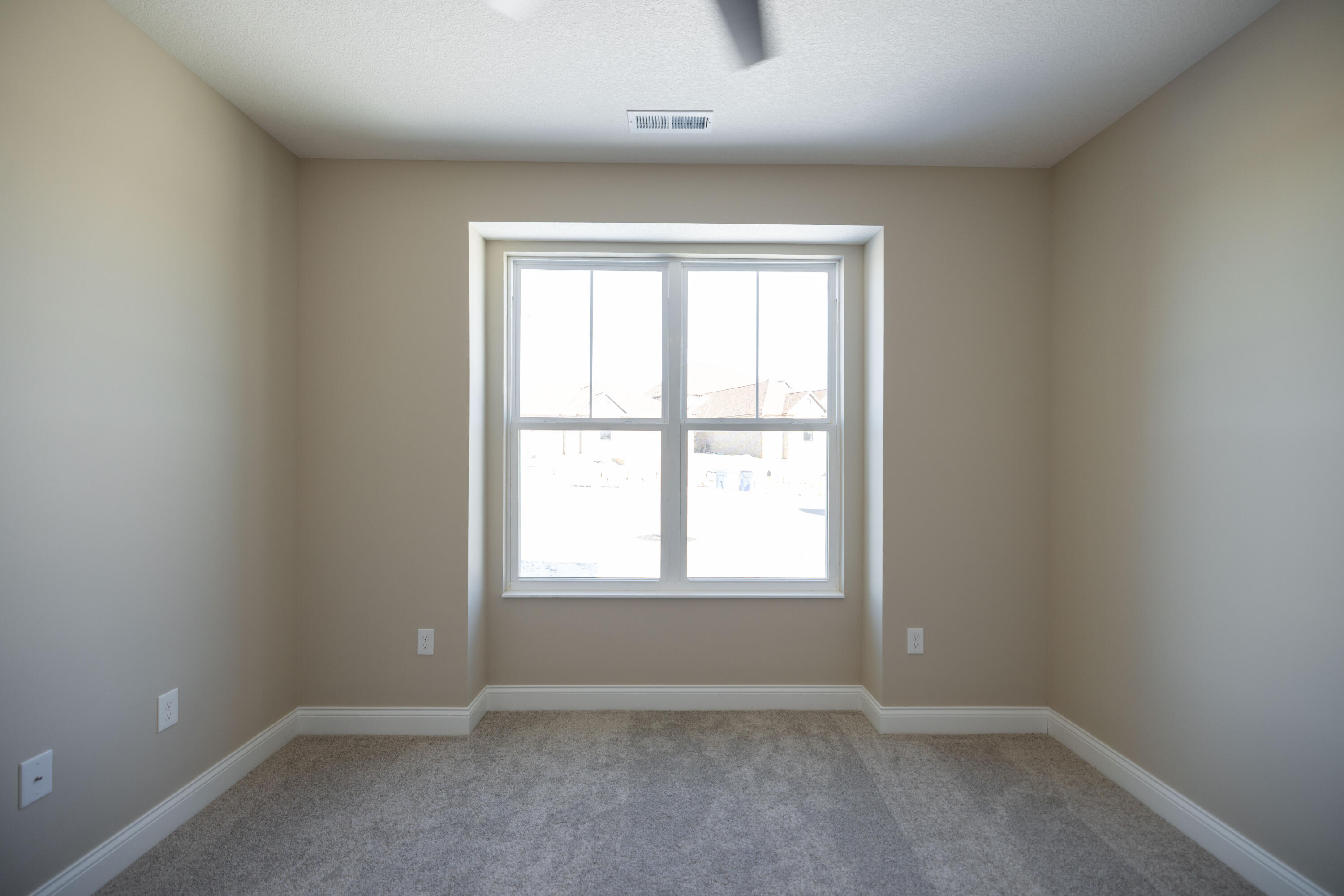1507 Kingsgate Road Springfield, OH 45503 - Photo 33 of 46 Gallery Image 33
