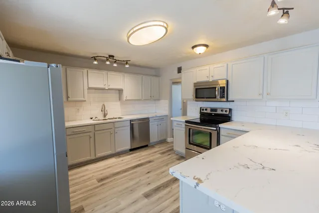 $3,300 | 1305 West Laird Street, Tempe, AZ 85281