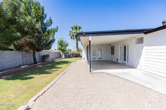 $3,300 | 1305 West Laird Street, Tempe, AZ 85281