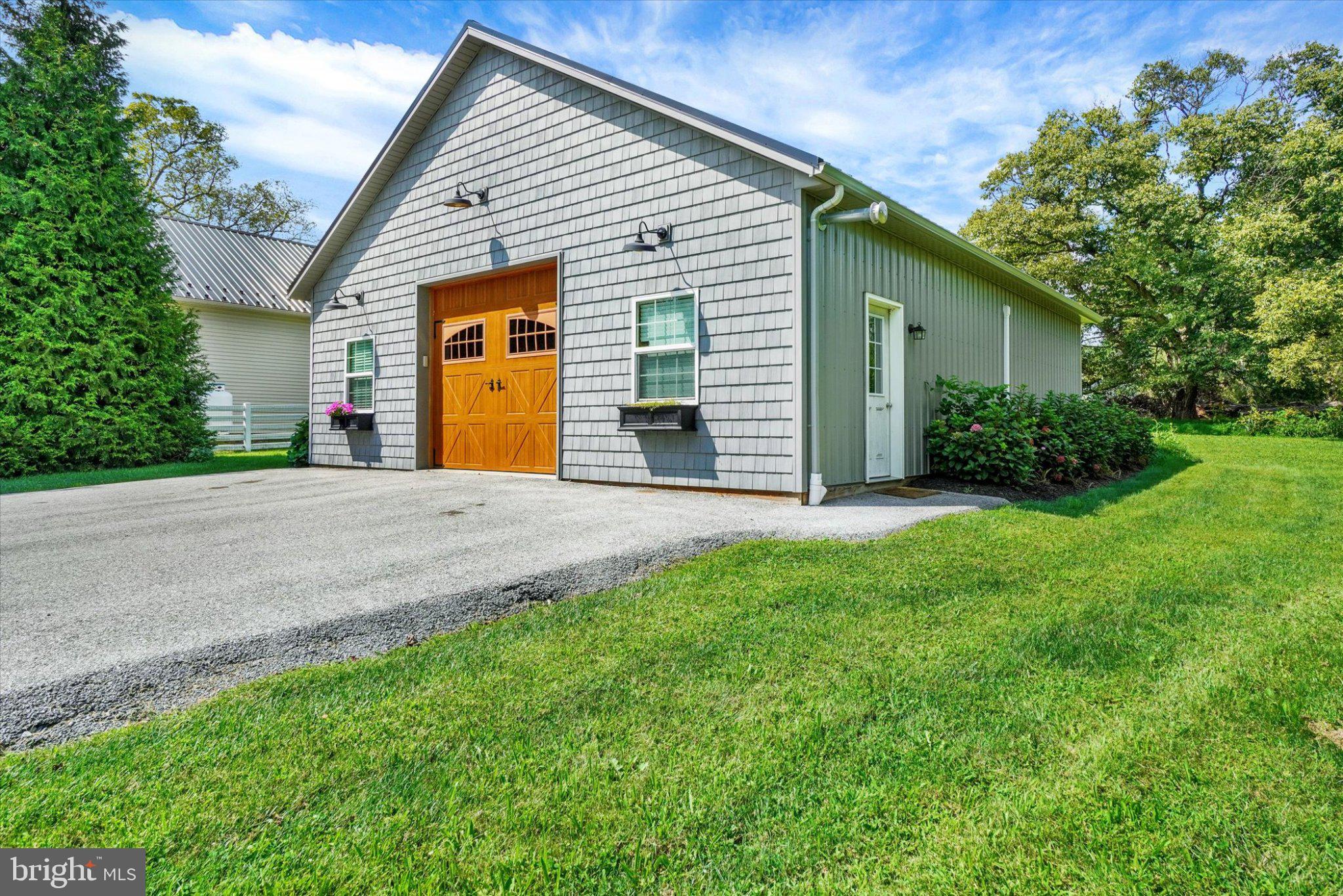 2811 Iron Stone Hill Road York, PA 17403 - Photo 49 of 60 Multi-use building with 9' overhead door & half ba