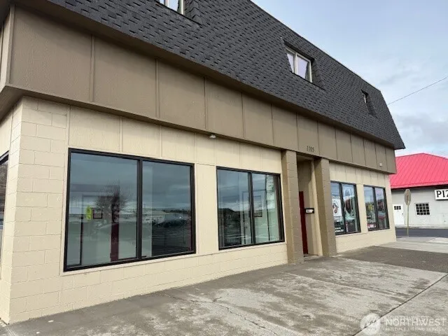 $1,850 | 1105 Basin Street Southwest, Unit A, Ephrata, WA 98823