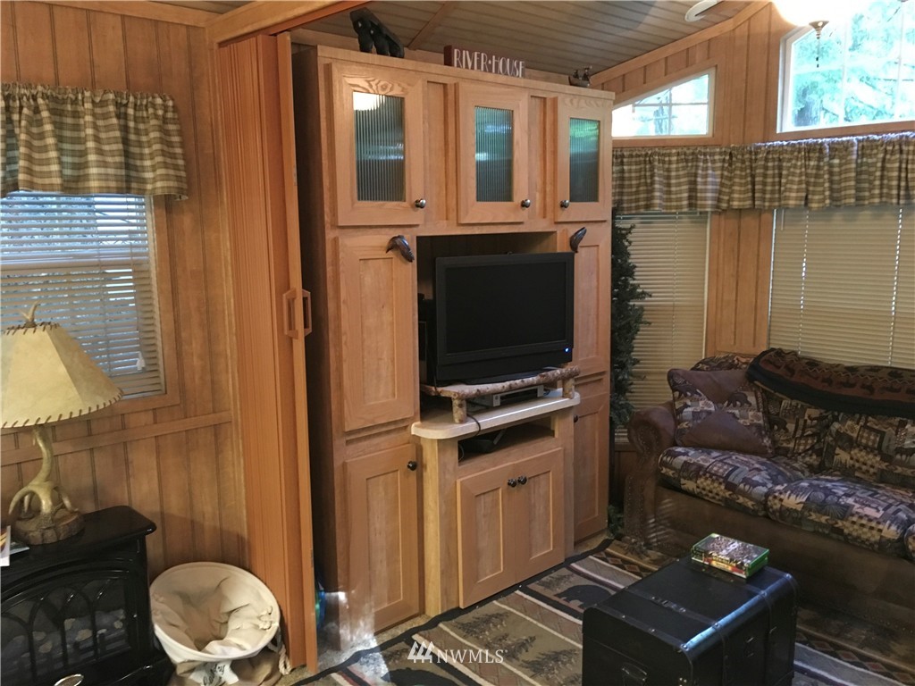 108-6 Riverside Drive Maple Falls, WA 98244 - Photo 21 of 24 Gallery Image 21