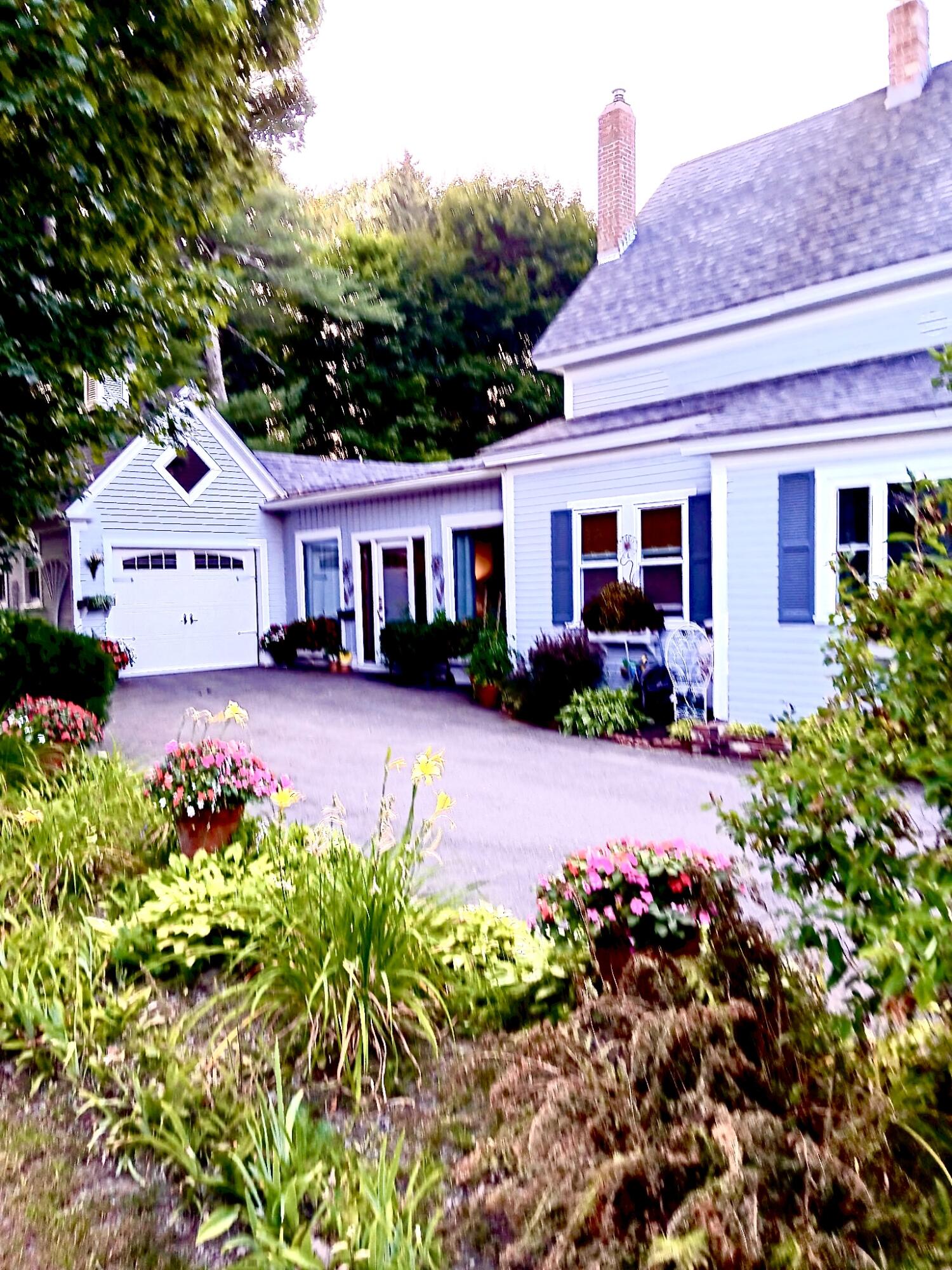 310 Katahdin Avenue Millinocket, ME 04462 - Photo 3 of 45 2397383760064353608