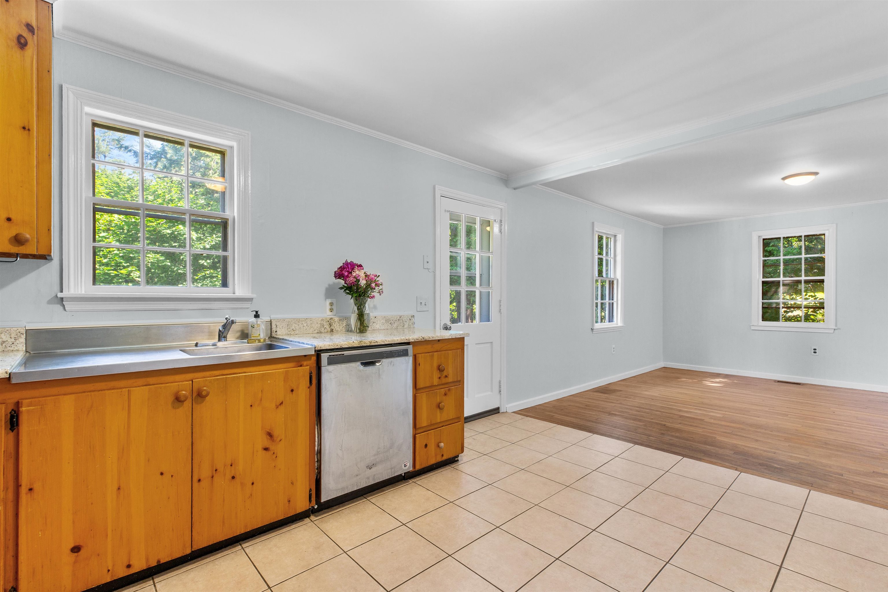 73 East Wheelock Street Hanover, NH 03755 - Photo 7 of 30