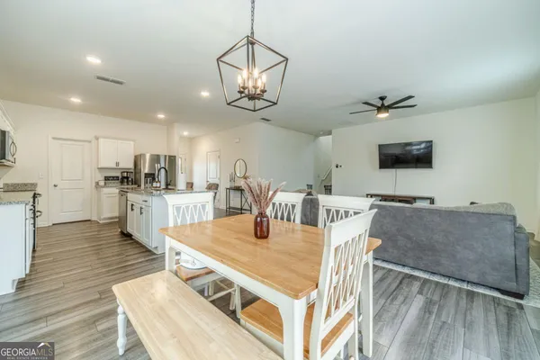 $2,250 | 222 Knightsbridge Lane, Winder, GA 30680