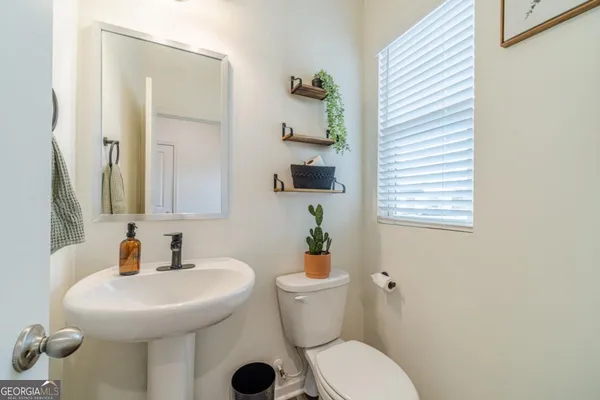 $2,250 | 222 Knightsbridge Lane, Winder, GA 30680