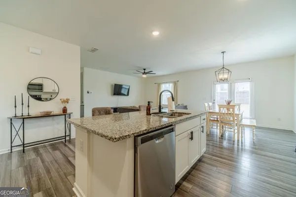 $2,250 | 222 Knightsbridge Lane, Winder, GA 30680