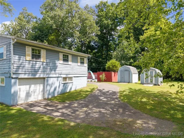 $289,900 | 6024 May Street, Floyds Knobs, IN 47119