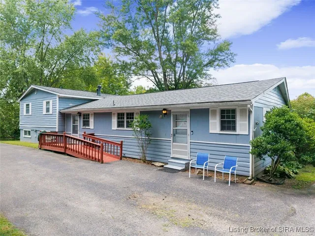 $289,900 | 6024 May Street, Floyds Knobs, IN 47119