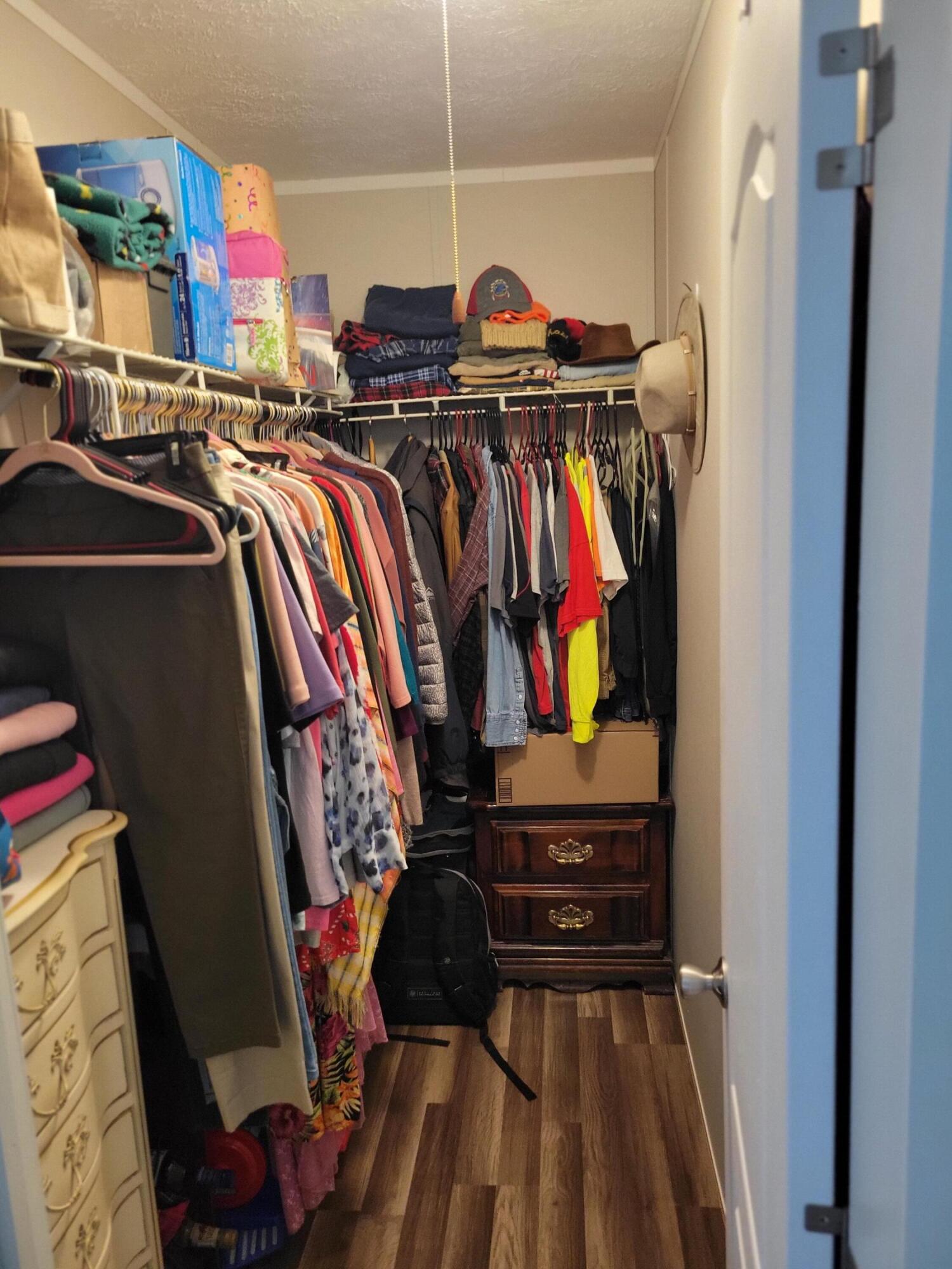 12475 Highway 421 Tyner, KY 40486 - Photo 16 of 41 20251229_133506(0) closet