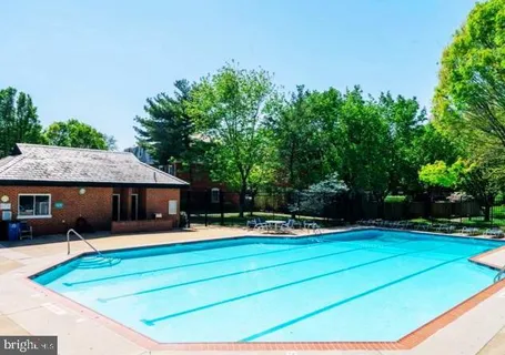 $435,000 | 3043 South Columbus Street, Unit B1, Arlington, VA 22206
