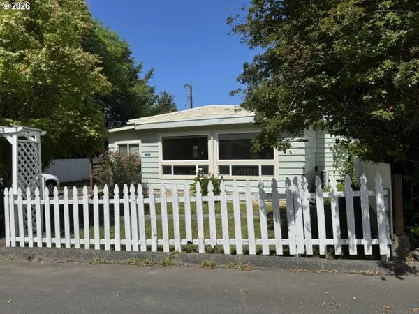 $320,000 | 16091 Kings Way, Brookings, OR 97415