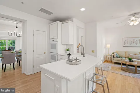 $939,000 | 11911 Kings Bridge Way, Unit 54, Rockville, MD 20852