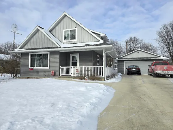 $322,500 | 2135 Shopiere Road, Beloit, WI 53511