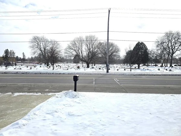 $322,500 | 2135 Shopiere Road, Beloit, WI 53511