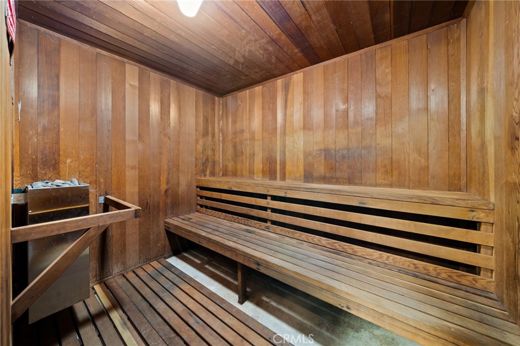12400 Montecito Road, Unit 412 Seal Beach, CA 90740 - Photo 32 of 33 Sauna