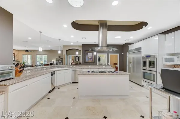 $9,500 | 2101 Grand Island Court, Las Vegas, NV 89117