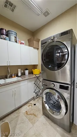 $9,500 | 2101 Grand Island Court, Las Vegas, NV 89117