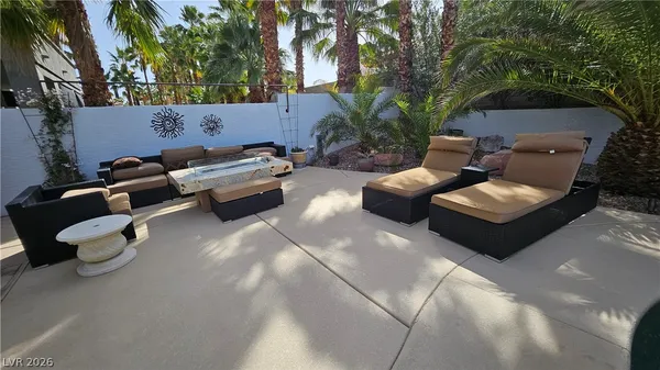 $9,500 | 2101 Grand Island Court, Las Vegas, NV 89117