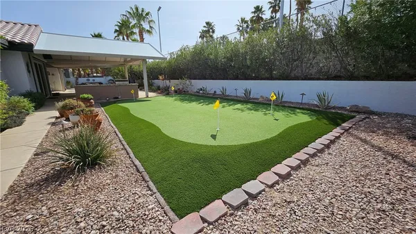 $9,500 | 2101 Grand Island Court, Las Vegas, NV 89117