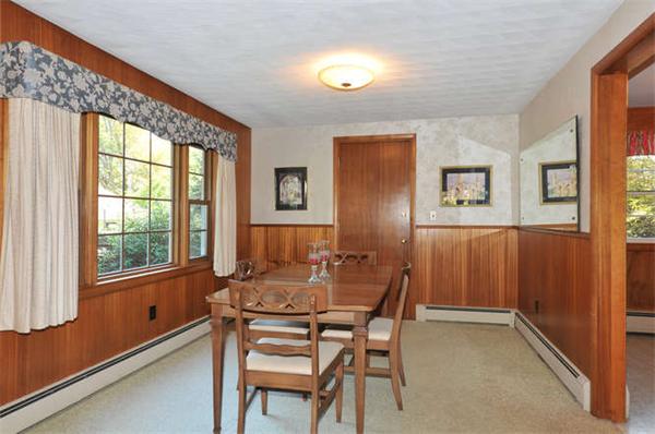 15 Robin Hill Road Holliston, MA 01746 - Photo 5 of 15 Gallery Image 5